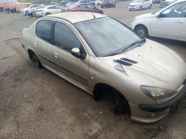 Peugeot 206 2008, фото 6