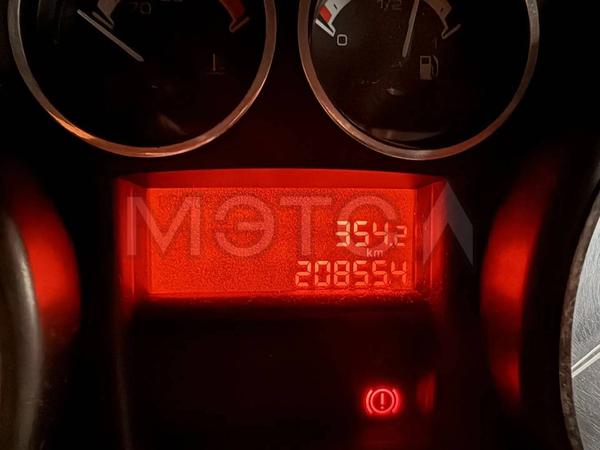 Peugeot 308 2008, фото 8