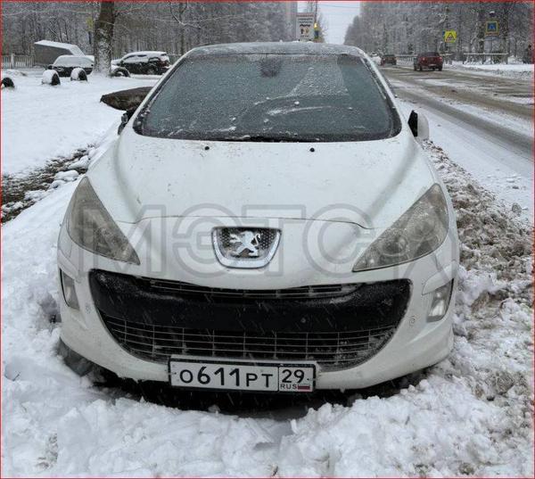 Peugeot 308 2008, фото 2
