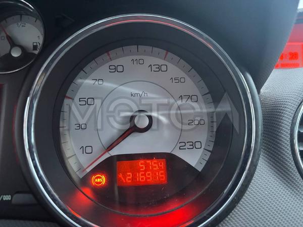 Peugeot 308 2008, фото 15