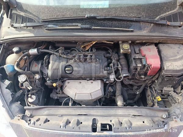 Peugeot 308 2008, фото 12