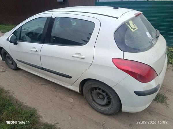 Peugeot 308 2009, фото 10