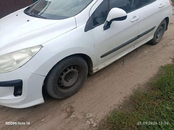 Peugeot 308 2009, фото 6