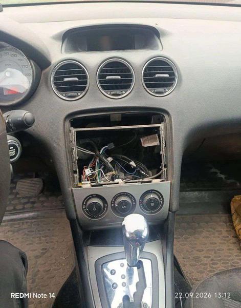 Peugeot 308 2009, фото 7
