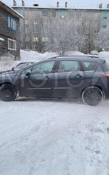 Peugeot 308 2009, фото 3