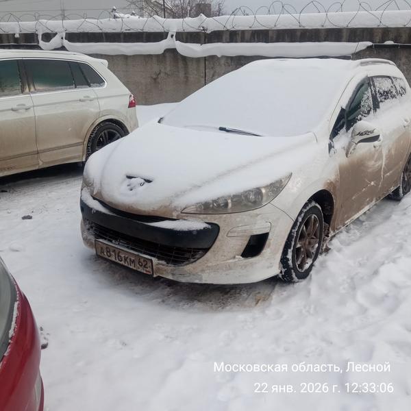 Peugeot 308 2010, фото 2