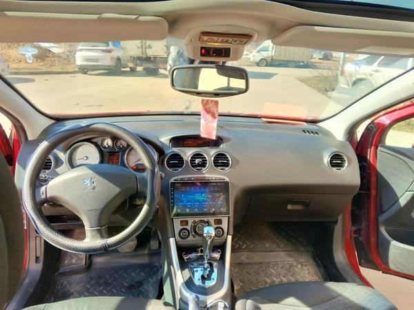 Peugeot 308 2009, фото 4