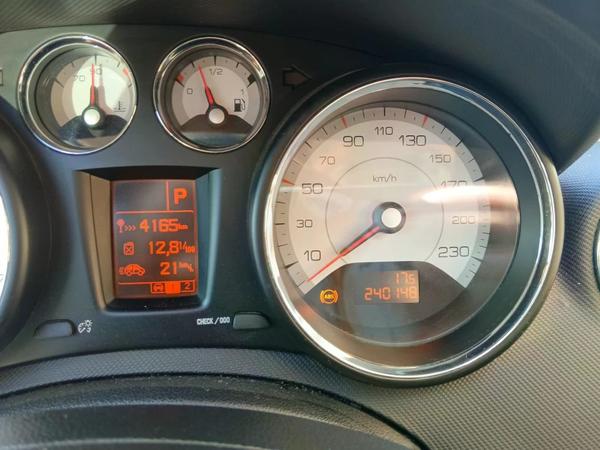 Peugeot 308 2009, фото 12