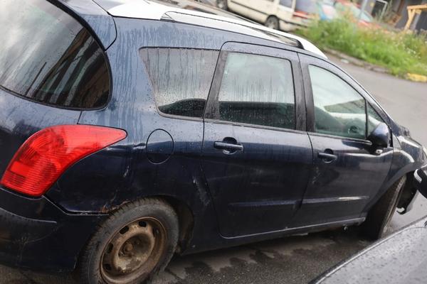 Peugeot 308 2009, фото 8