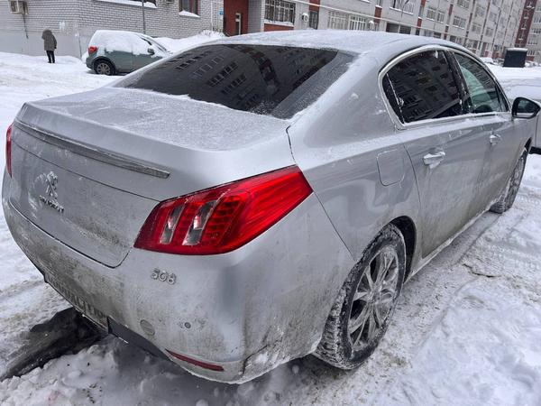 Peugeot 508 2012, фото 7