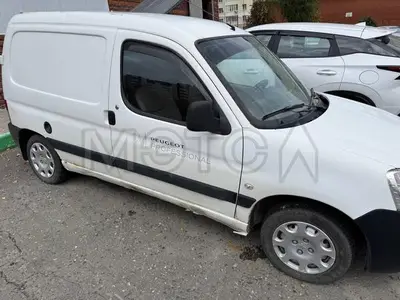 Peugeot Partner 2010 с торгов по банкротству, фото 1