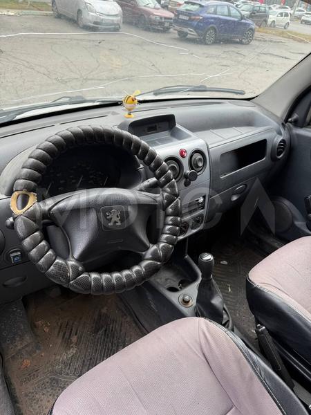 Peugeot Partner 2010, фото 6