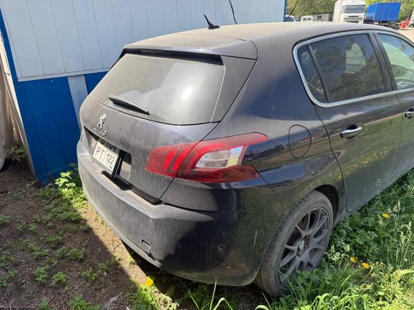 Peugeot 308 2015, фото 8