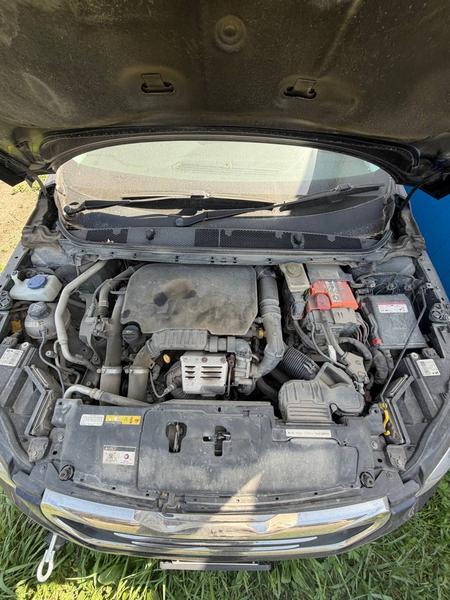 Peugeot 308 2015, фото 10