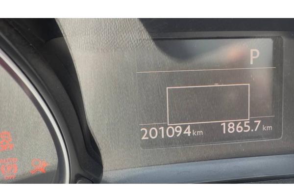 Peugeot 308 2015, фото 9