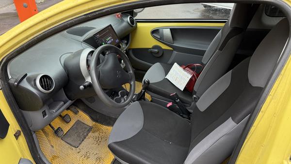 Peugeot 107 2008, фото 3