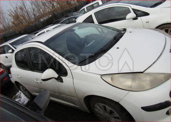 Peugeot 207 2008, фото 3