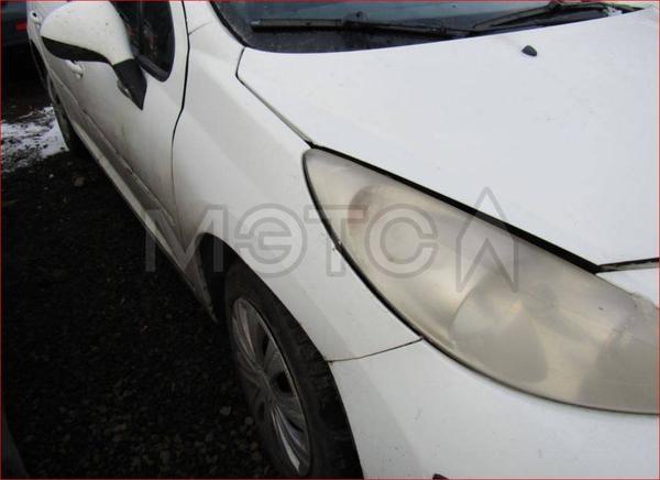 Peugeot 207 2008, фото 11