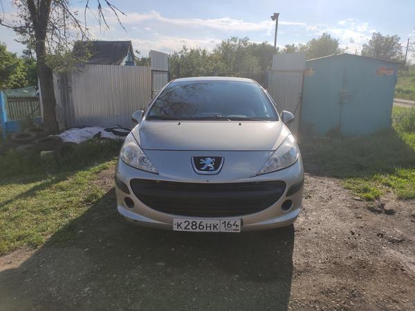Peugeot 207 2009, фото 8