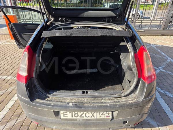Citroen C4 2005, фото 17