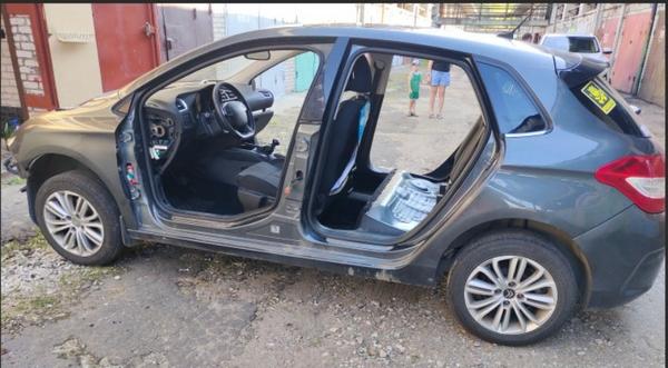 Citroen C4 2014, фото 3