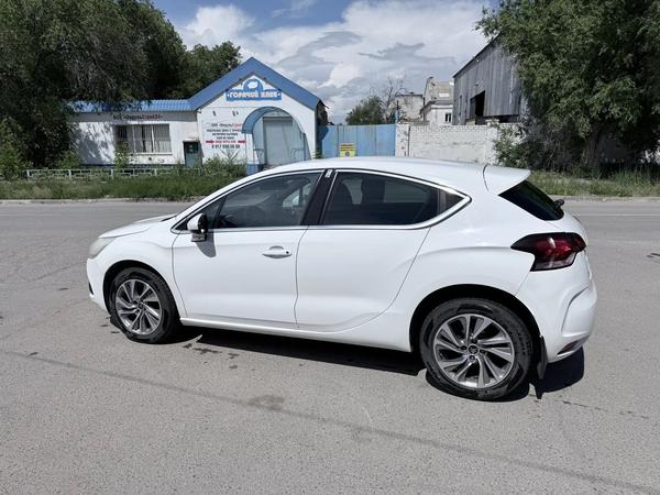 Citroen DS4 2014, фото 3