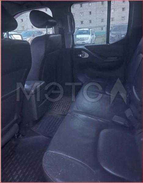 Nissan Navara 2011, фото 7