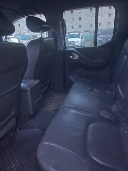 Nissan Navara 2011, фото 11