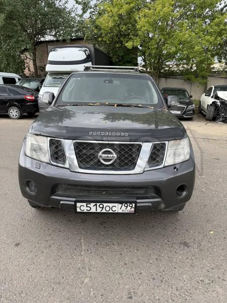 Nissan Pathfinder 2011, фото 2