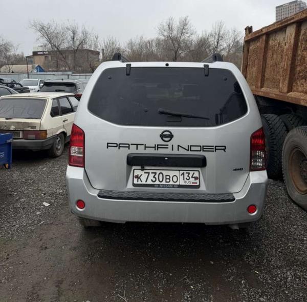 Nissan Pathfinder 2005, фото 2