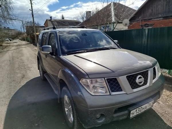 Nissan Pathfinder 2007, фото 2