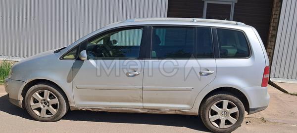 Volkswagen Touran 2005, фото 2