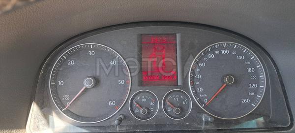 Volkswagen Touran 2005, фото 8