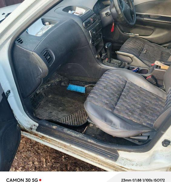 Nissan Cube 2001, фото 7