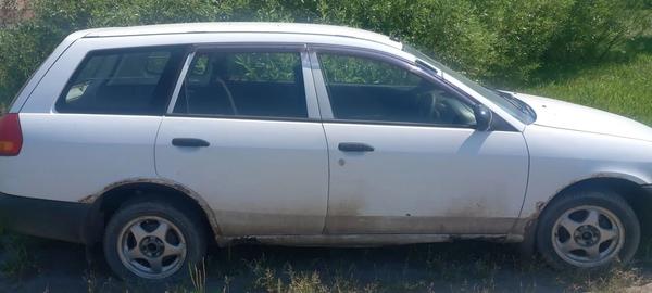 Mazda Familia 2001, фото 2