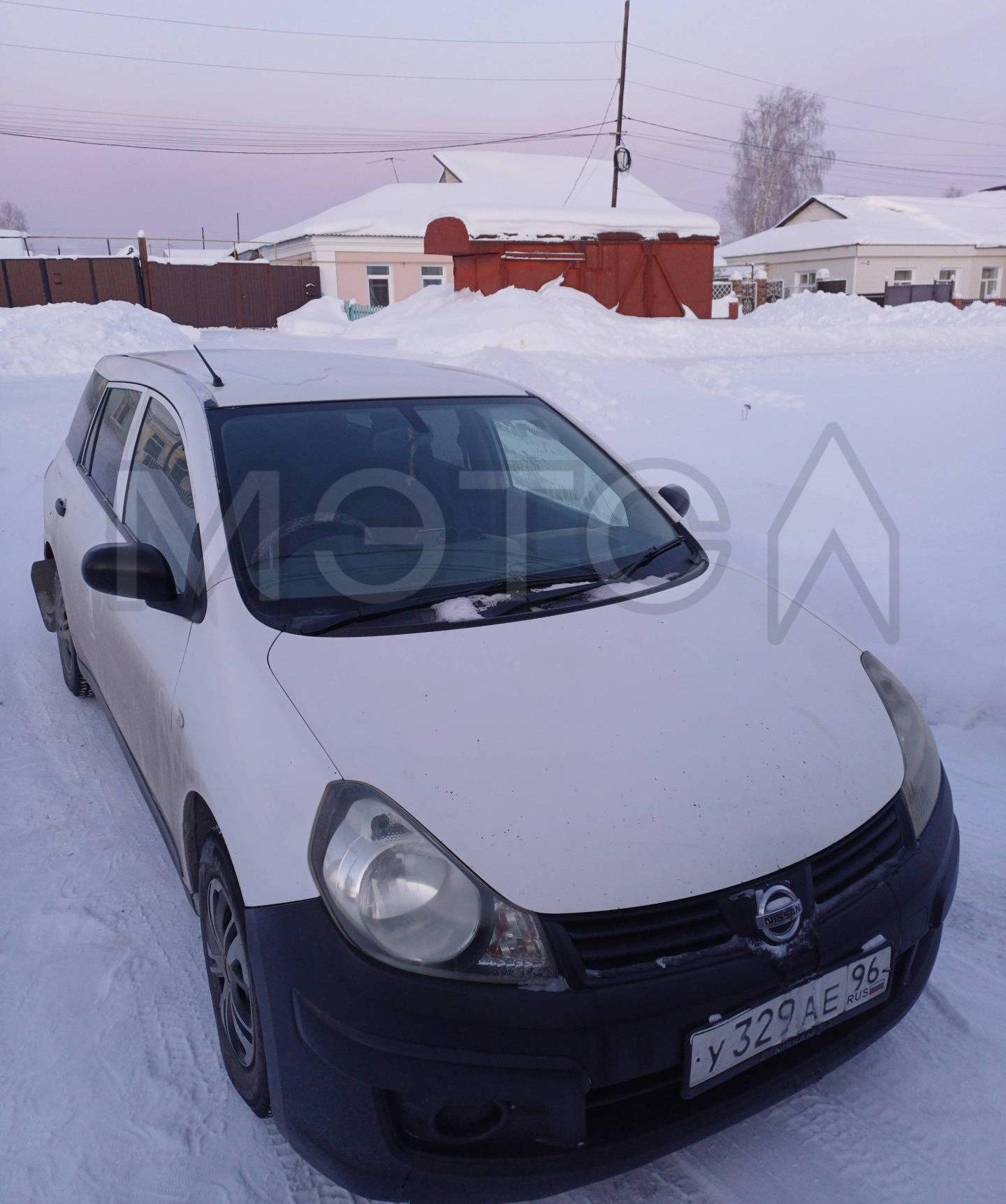 Nissan Не указана