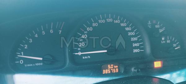 Opel Vectra 1997, фото 8