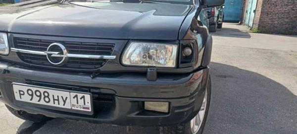Opel Frontera 2003, фото 17