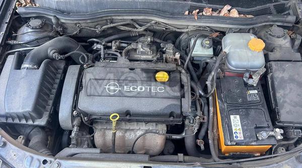 Opel Astra 2008, фото 19