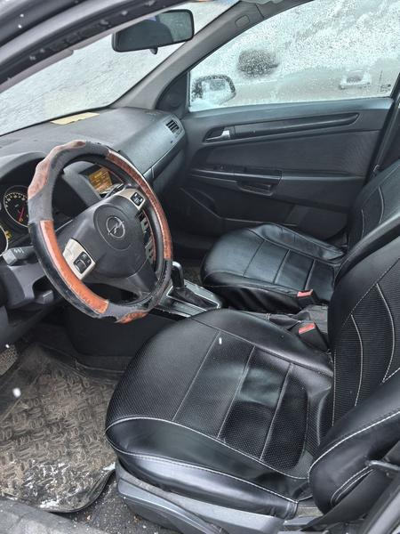 Opel Astra 2007, фото 2