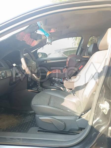 Opel Astra 2007, фото 9