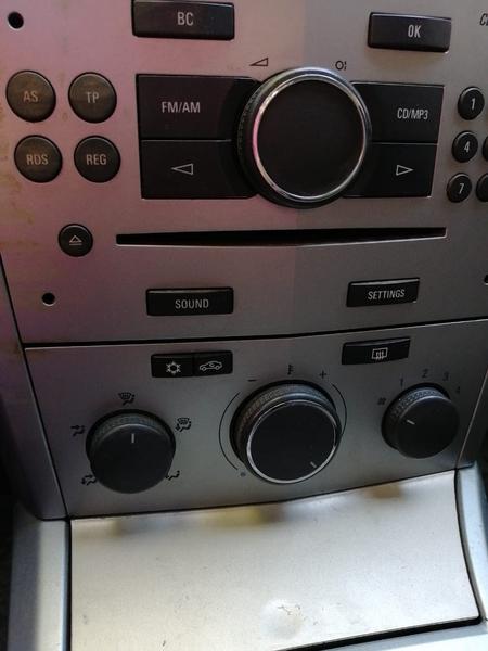 Opel Astra 2009, фото 3