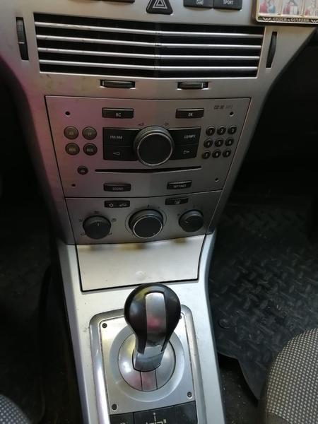 Opel Astra 2009, фото 5