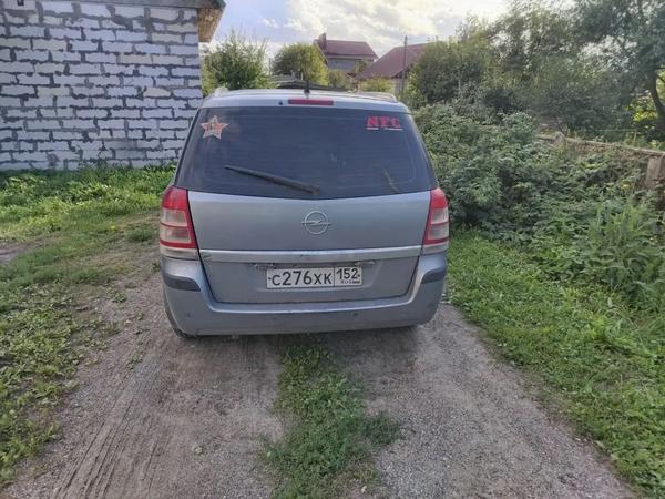 Opel Zafira 2007, фото 9