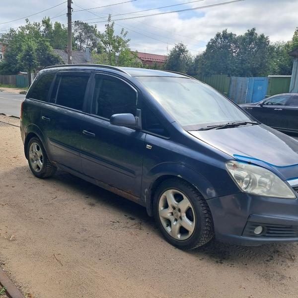 Opel Zafira 2008, фото 3