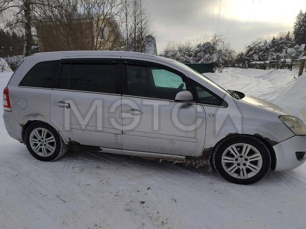 Opel Zafira 2008, фото 4