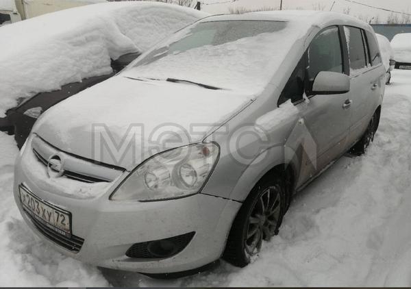 Opel Zafira 2011, фото 3