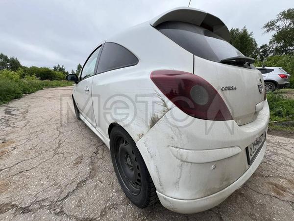 Opel Corsa 2011, фото 11
