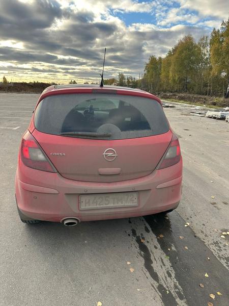 Opel Corsa 2011, фото 2