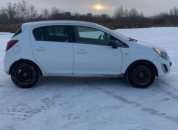 Opel Corsa 2012, фото 3